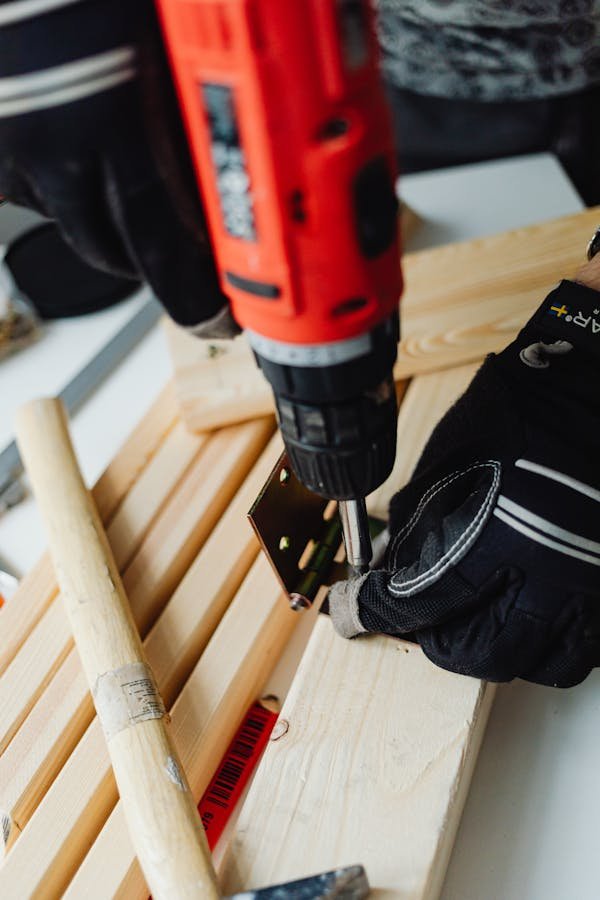 Services de menuiserie à Nantes : qualité et savoir-faire local